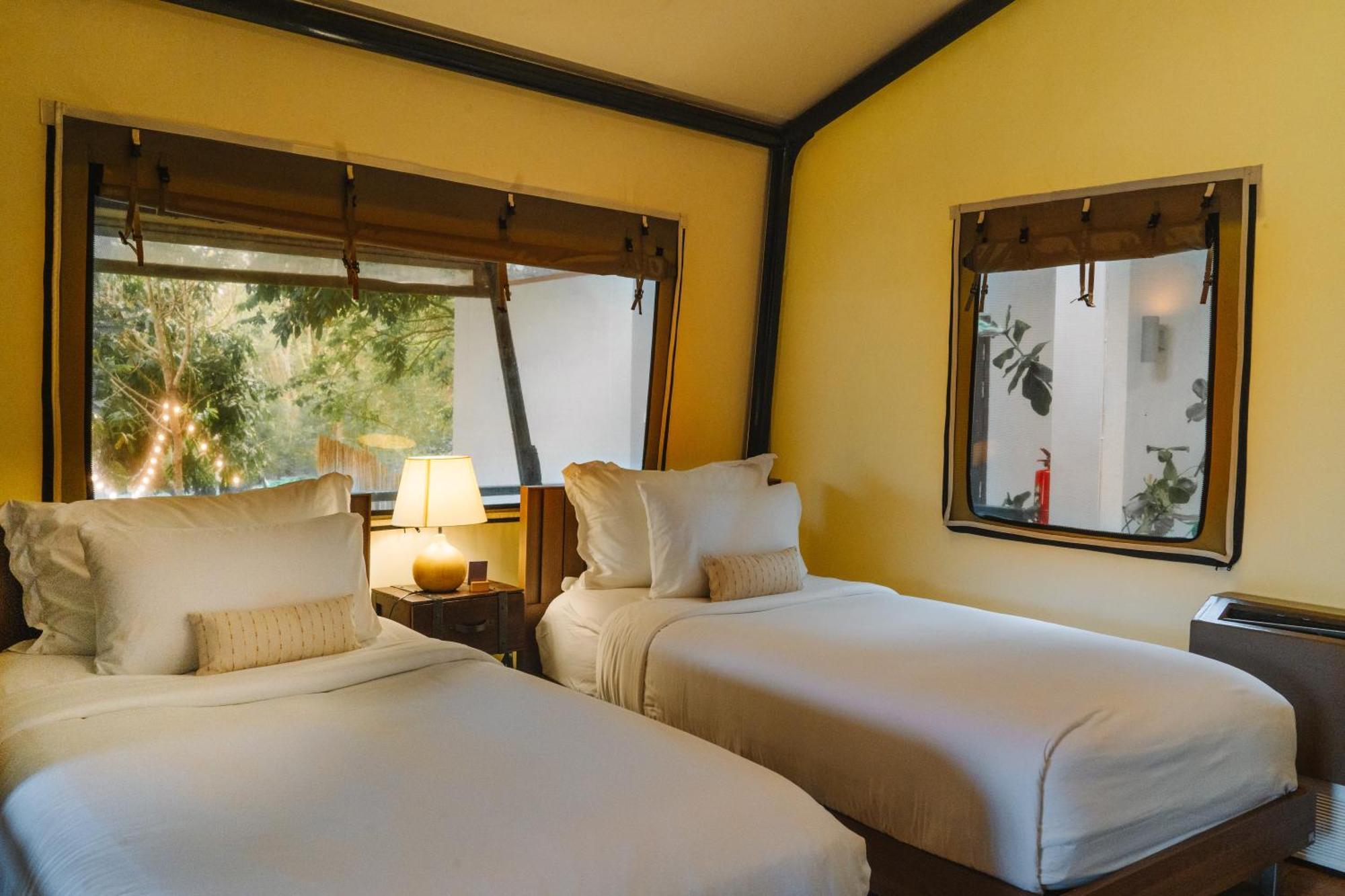 Te Mata Glamping Hotel หนองน้ำแดง ภายนอก รูปภาพ